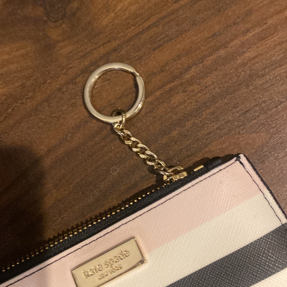 Kate Spade Key Wallet - Picture 4 of 9